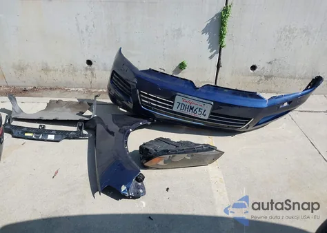 2014 Volkswagen Touareg 3.6L Sport from USA, damaged, VIN WVGEF9BP0ED008999